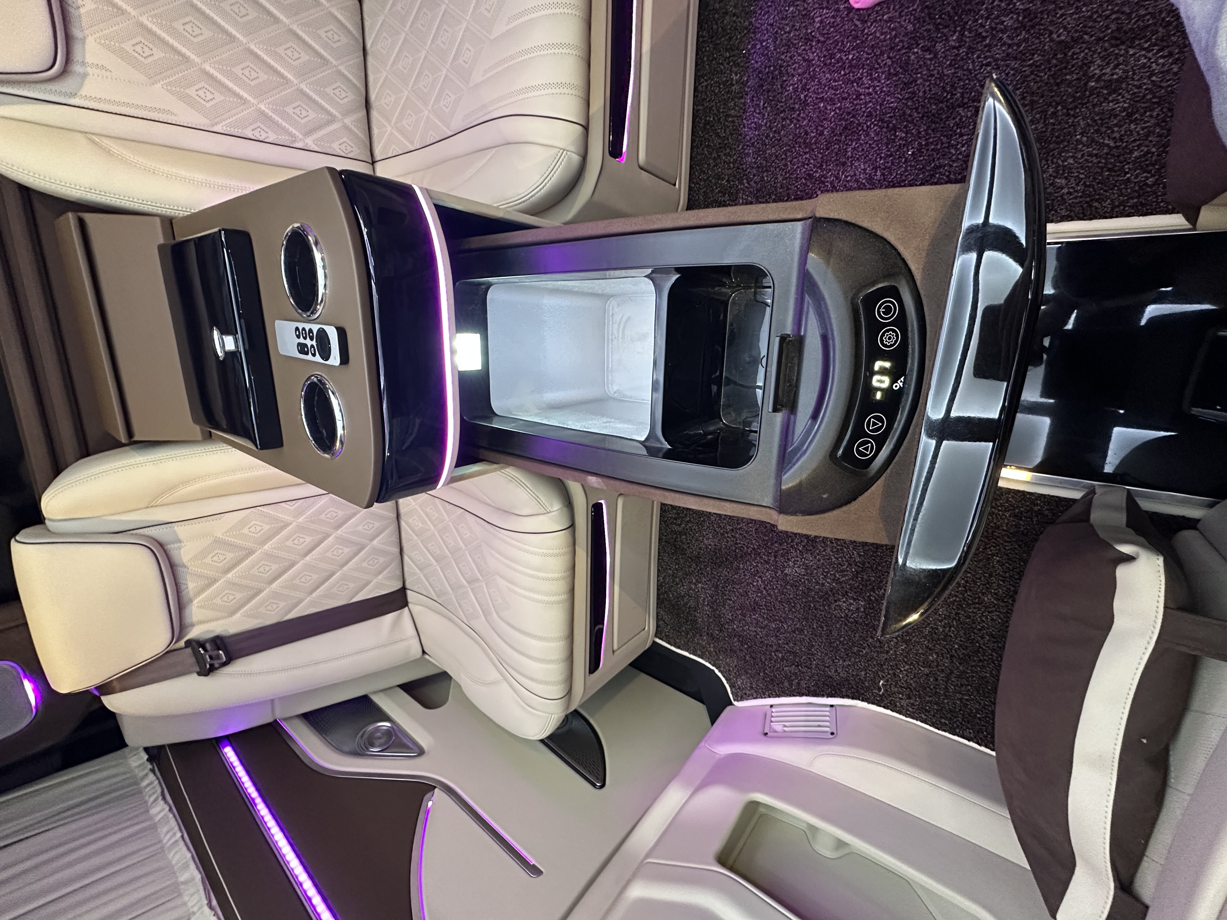 Tellgraph A.Ş. Mutlu Karakaya | Mercedes Vito VIP Dizayn 4