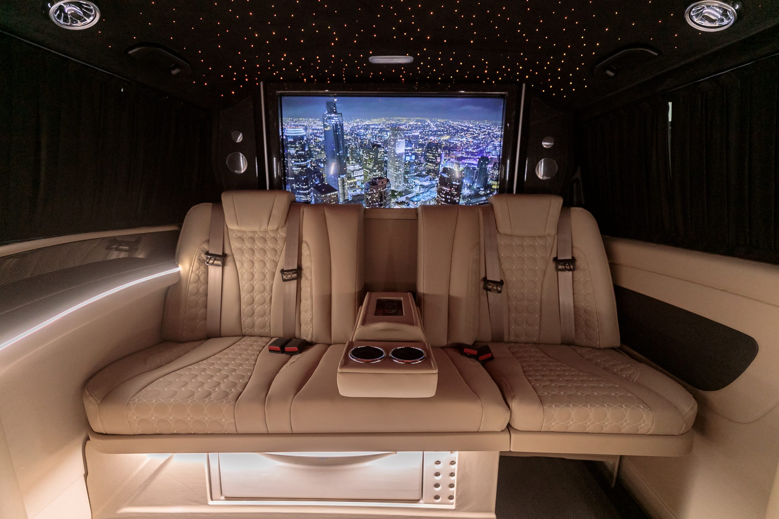 Mercedes Vito için VIP Tasarım Çözümleri
