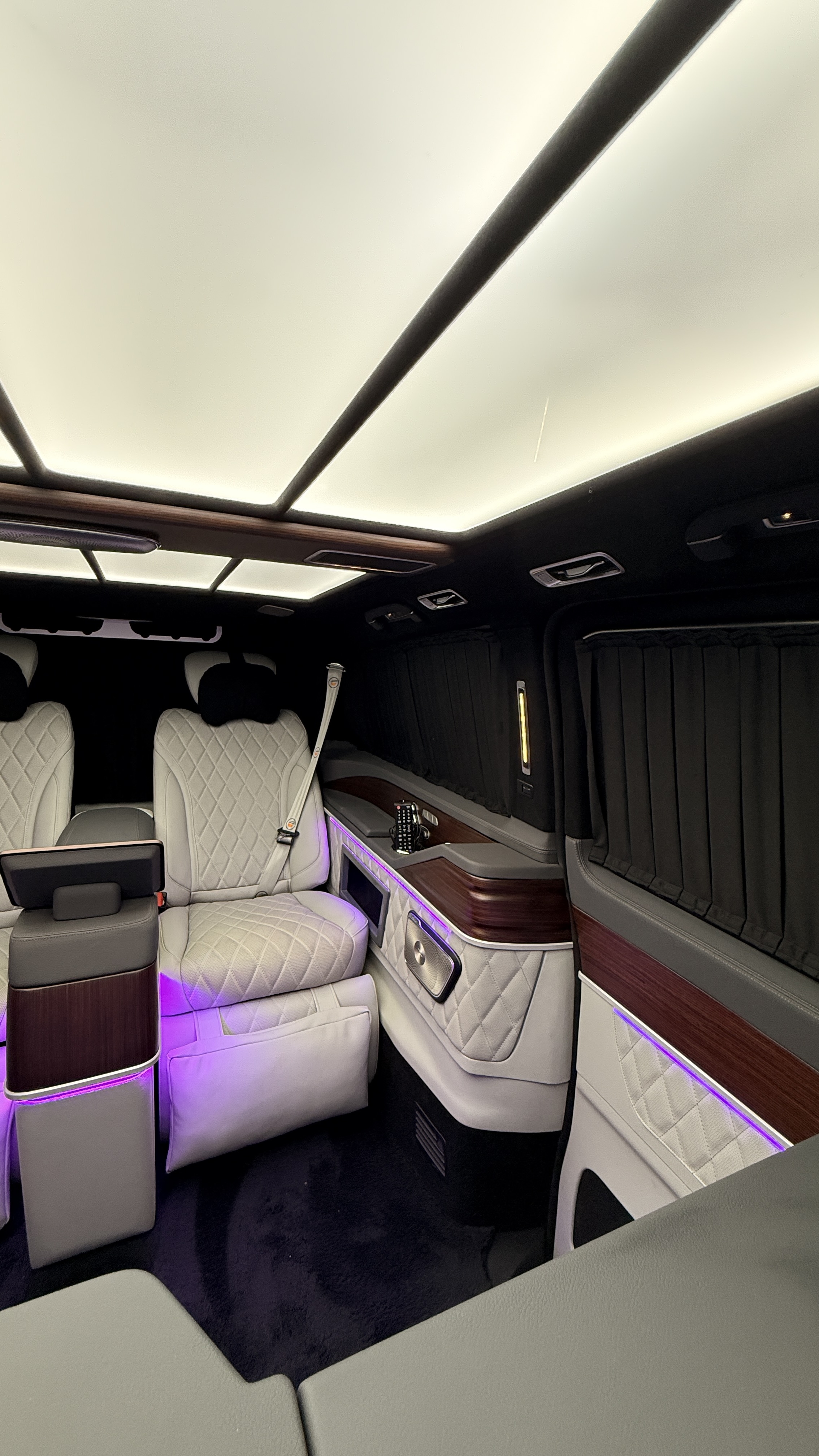 Mercedes V-Class VIP Conversion UK: How Should the Rear Cabin Be Designed for Wet-Weather Chauffeur Use?