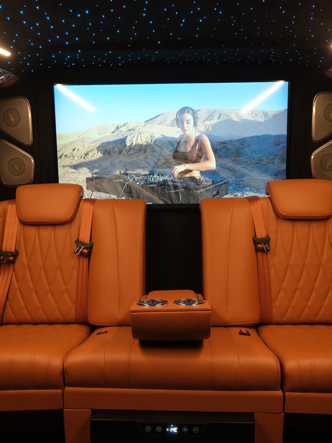 Mercedes Vito VIP Conversion UK | Privacy, Partition & Rear Passenger Comfort