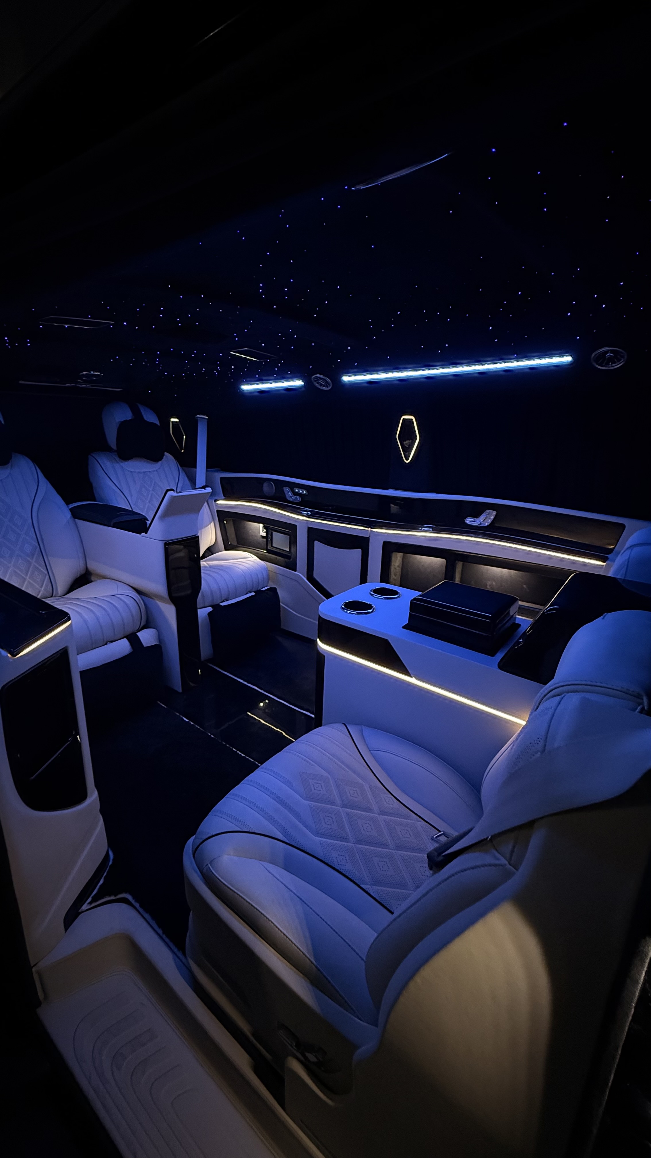 Mercedes Vito VIP Dizaynda Elektrik Tesisatı Nasıl Yapılmalı?
