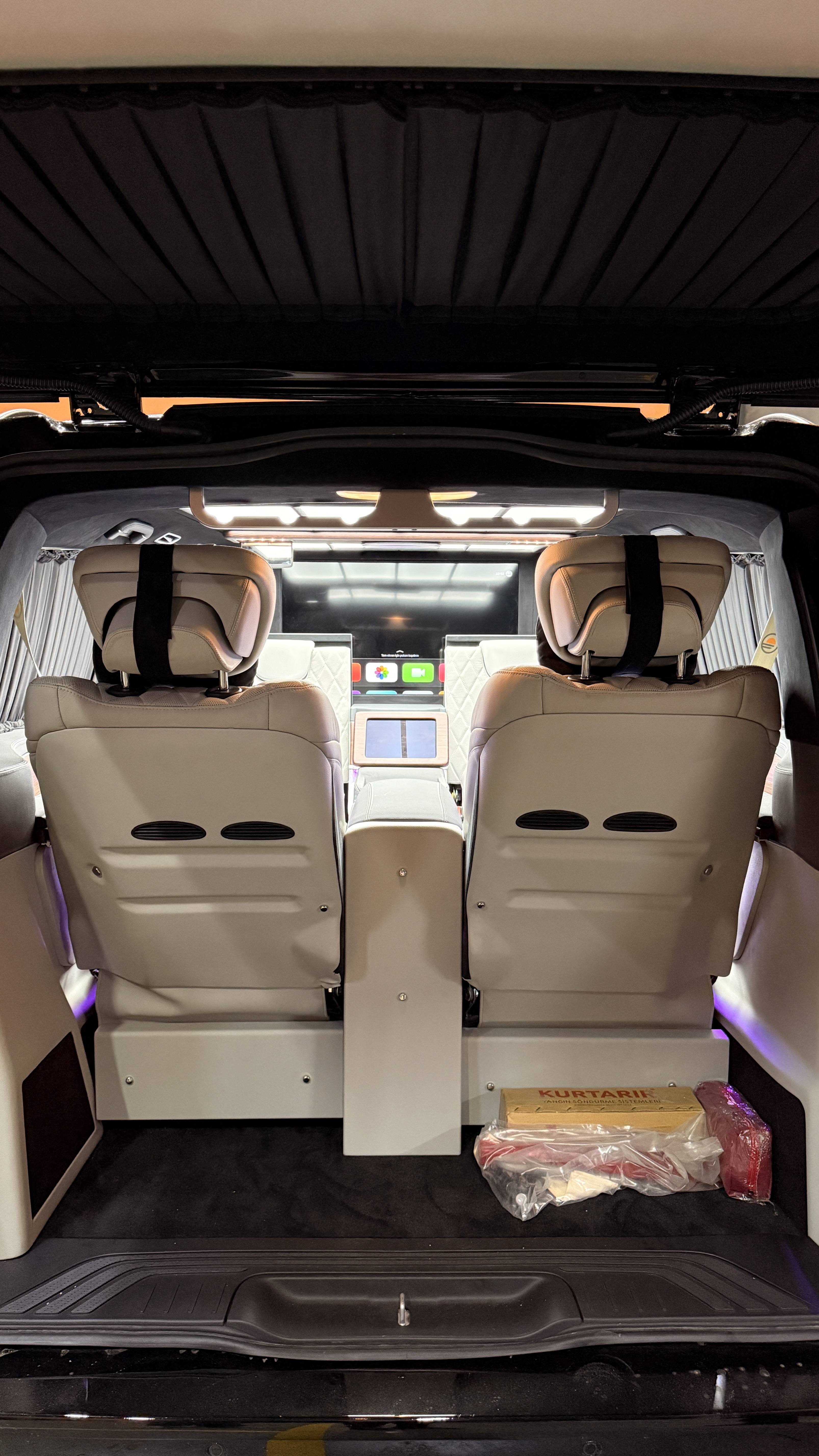 Mercedes Vito VIP Dizaynında Uzun ve Ekstra Uzun Kasa Seçimi Neyi Değiştirir? | Koltuk Mesafesi, Bagaj ve İç Mekân Planlaması