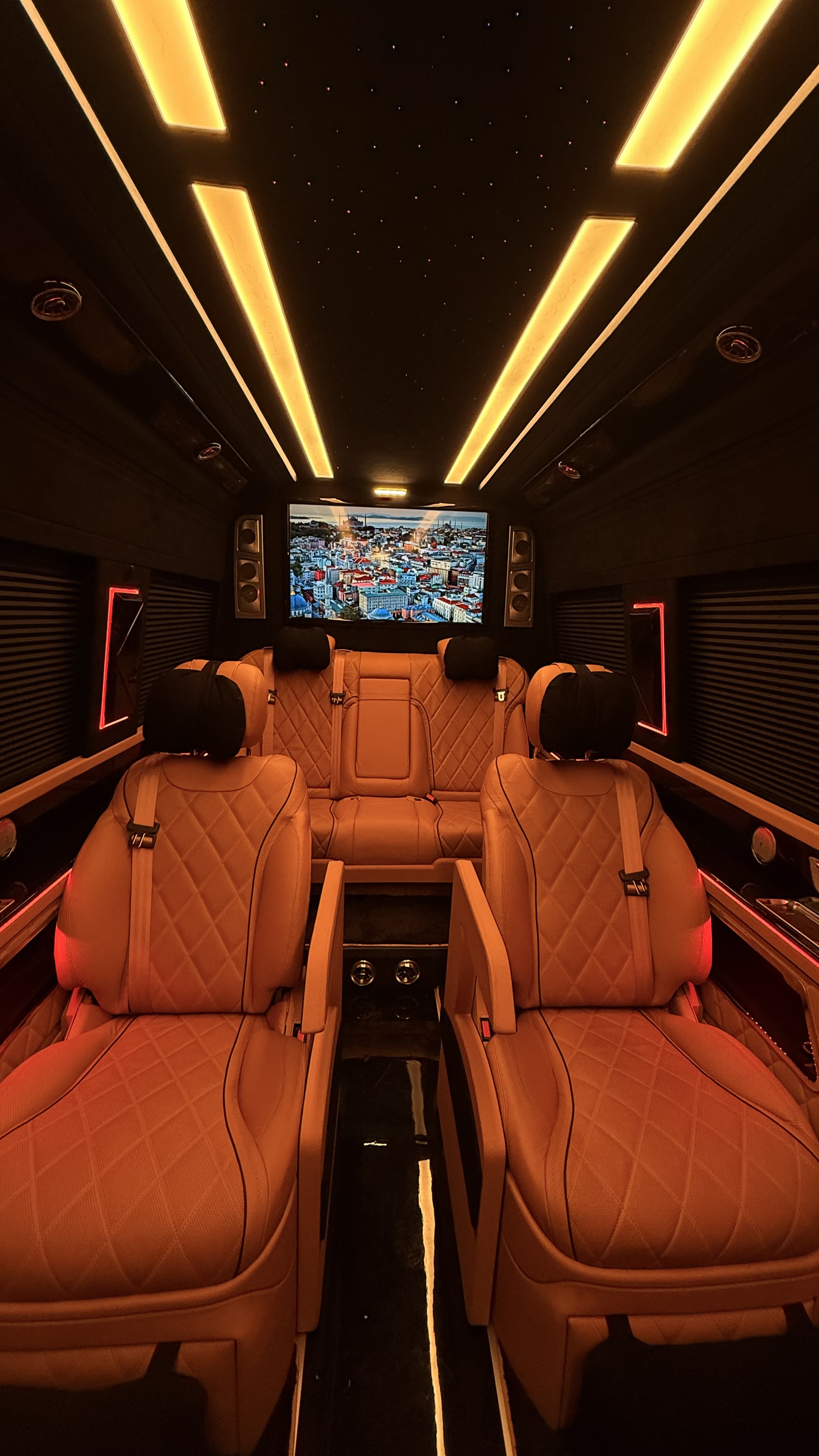 تعديل مرسيدس سبرينتر VIP في السعودية | تصميم داخلي فاخر ومخصص