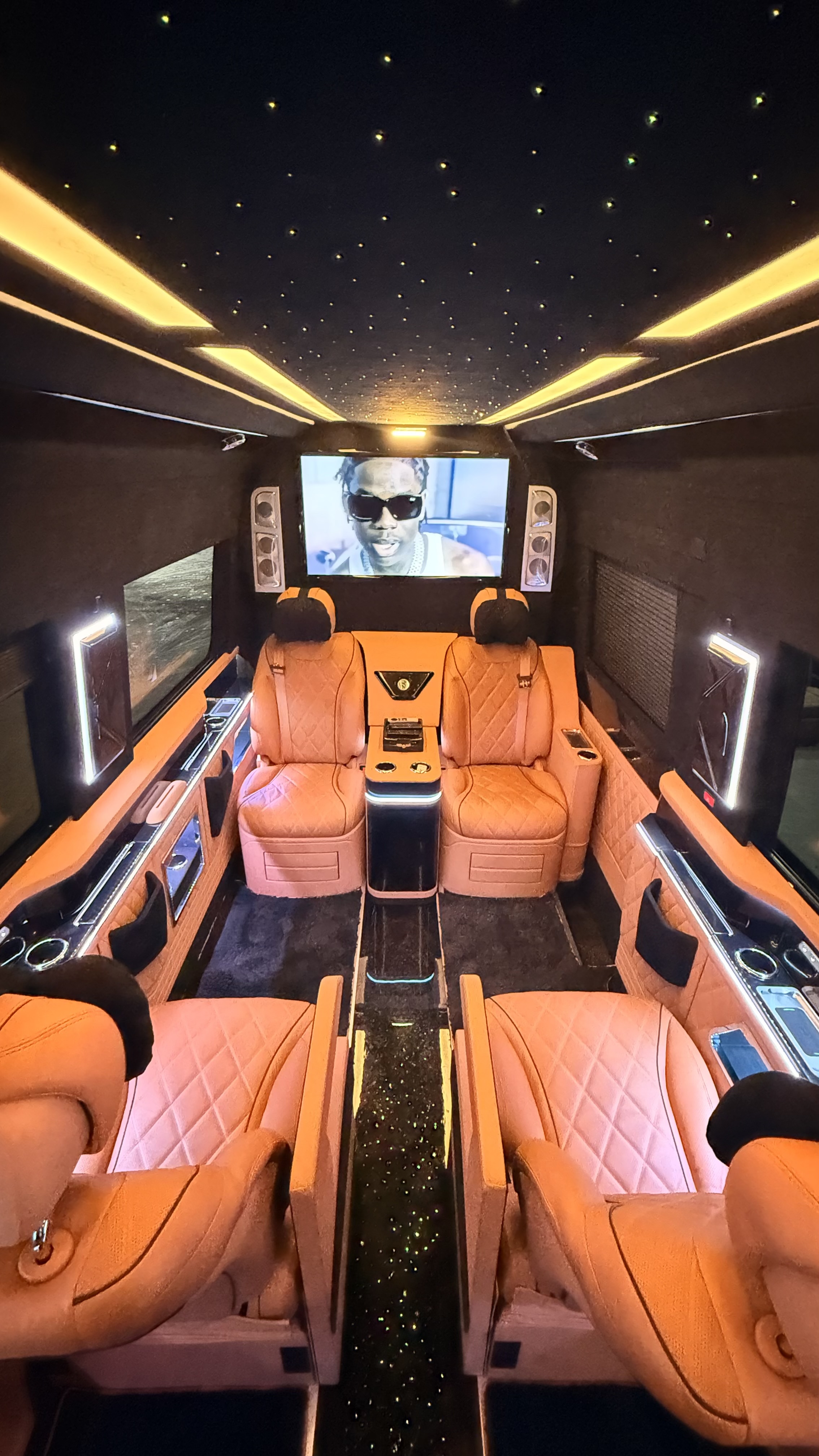 Mercedes Sprinter Design 16