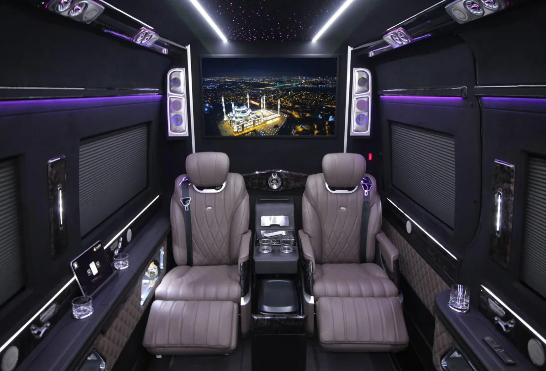 Mercedes Sprinter VIP İç Mekan 12