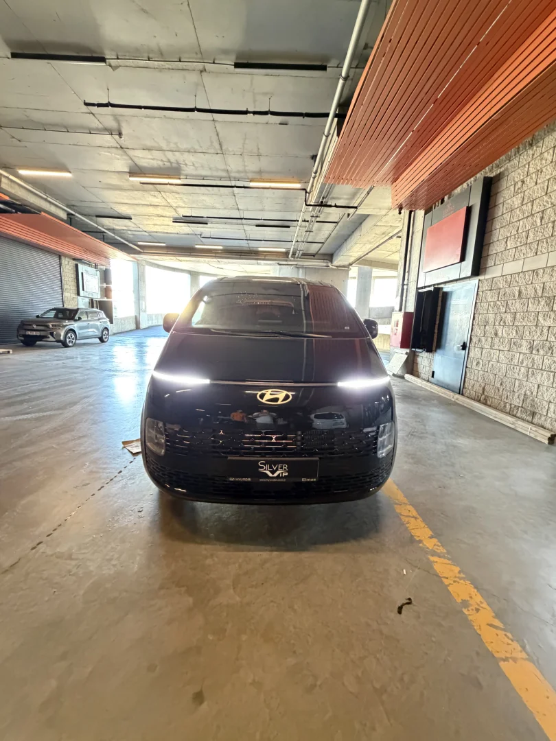 Hyundai Staria VIP 25