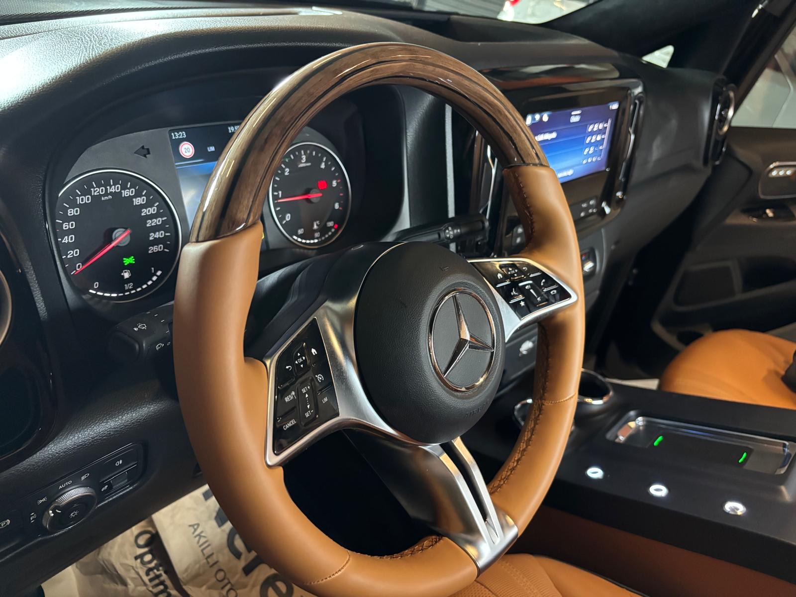 Ultra VIP Design 14